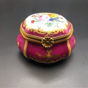 Vintage Limoges Trinket box